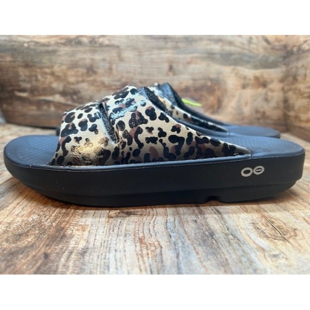 OOFOS OOAHH Limited Leopard Print Women's Slide Sandals NWT - Size 8 - Picture 5 of 8